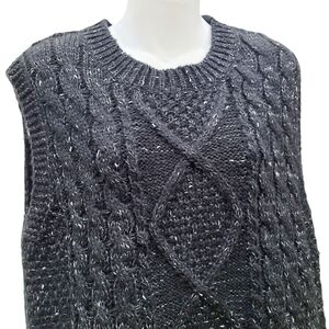 2/$20 Y2K Black & White Long Knitted Sweater Vest Size: Large